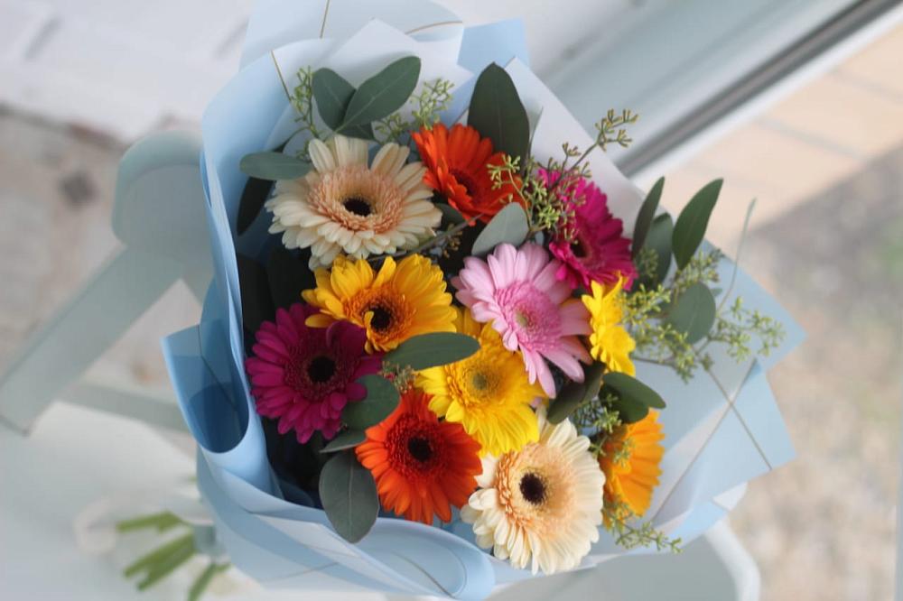 Букет цветов из: Герберы в Цибанобалка