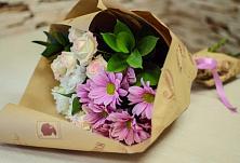 Букет цветов из:  Розы и Хризантемы #REPLACE_PRED# Цибанобалка