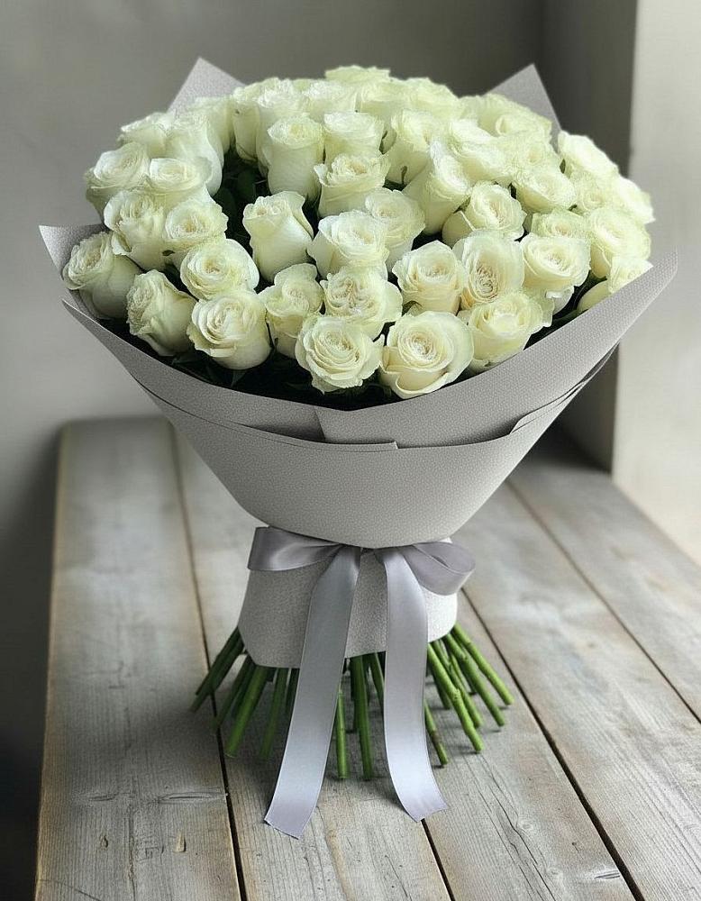 Букет 35 Белых роз в Цибанобалка
