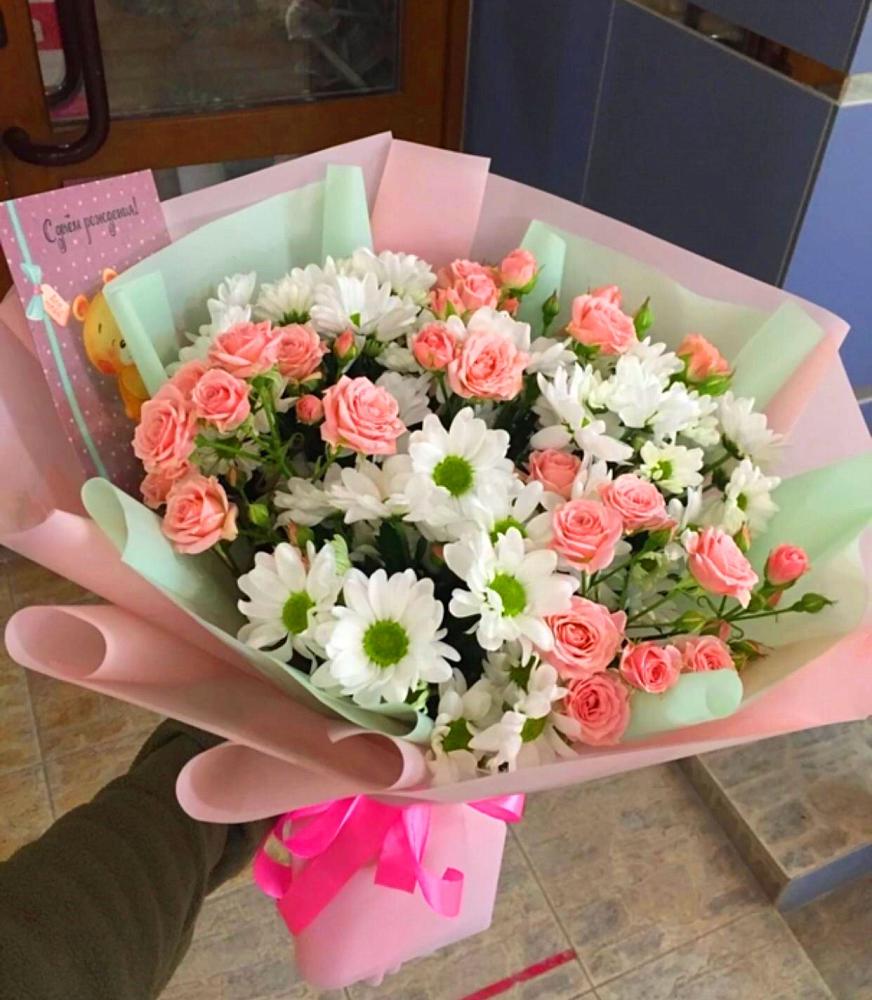 Букет цветов из: Розы и Хризантемы в Цибанобалка