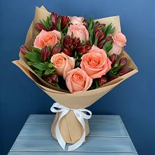 Букет цветов из:  Розы и Альстромерии в Цибанобалка