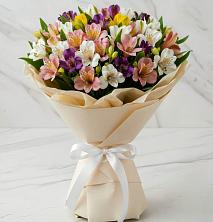 Букет цветов из:  Альстромерии в Цибанобалка