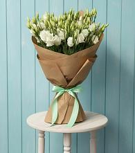 Букет цветов из:  Лизиантусы в Цибанобалка