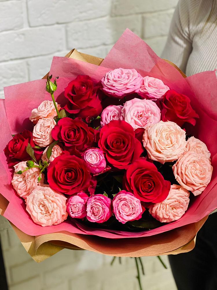 Букет цветов из: Розы в Цибанобалка