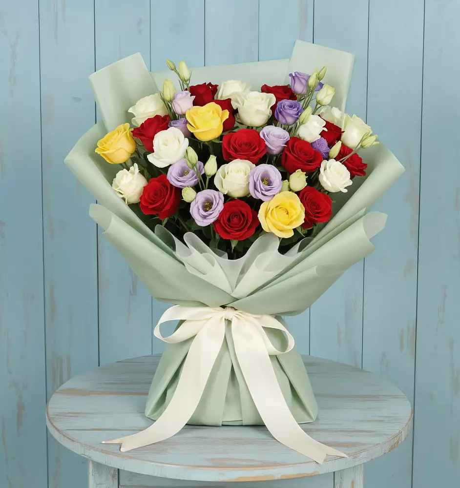 Букет цветов из: Розы в Цибанобалка