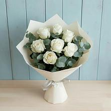 Букет Белые розы в Эвкалипте в Цибанобалка